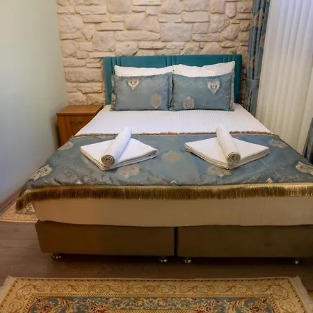 Sayina Szálloda 3*