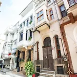 Sayina Otel