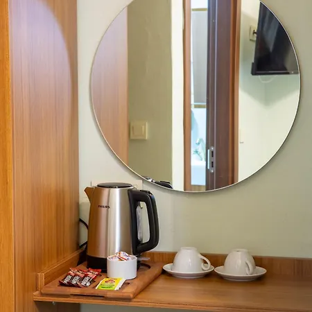 Sayina Hotel 3*