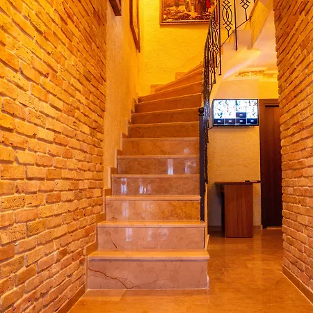 Hotel Sayina